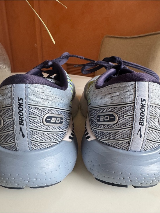 Brooks Glycerin GTS 20 Women’s 9 Gray Running Walking Support Shoes